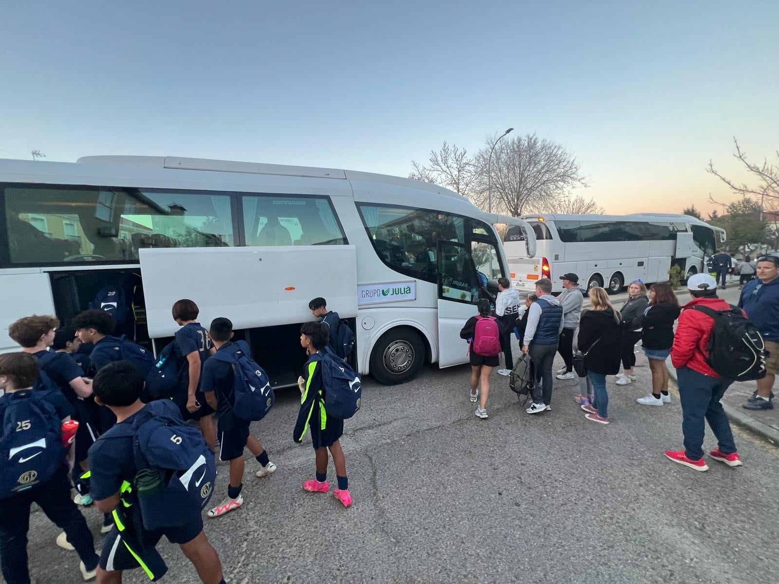 A Day in the Life of a Soccer Student in Madrid: Training, Academics & Lifestyle